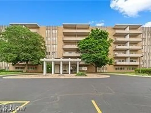 3167 Linden Rd APT 509, Rocky River, OH 44116