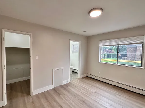 14801 Joy Rd, Detroit, 48228