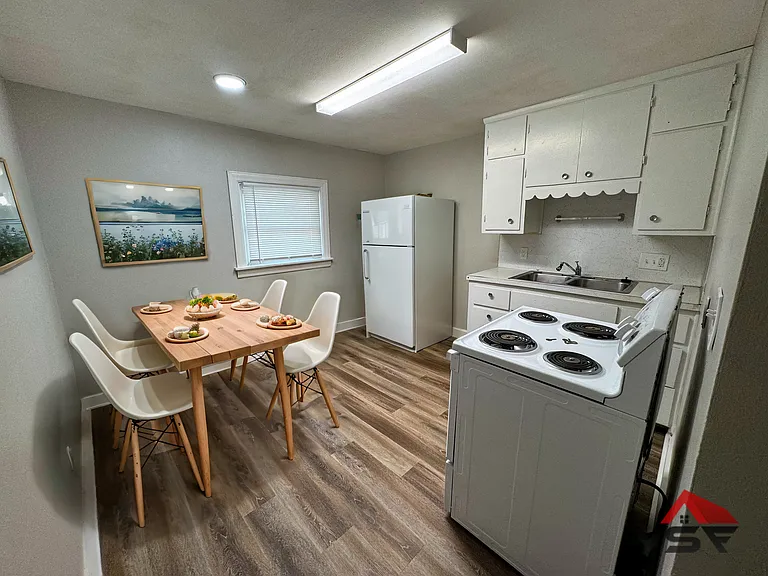 310 Harrison St. — Photo 9