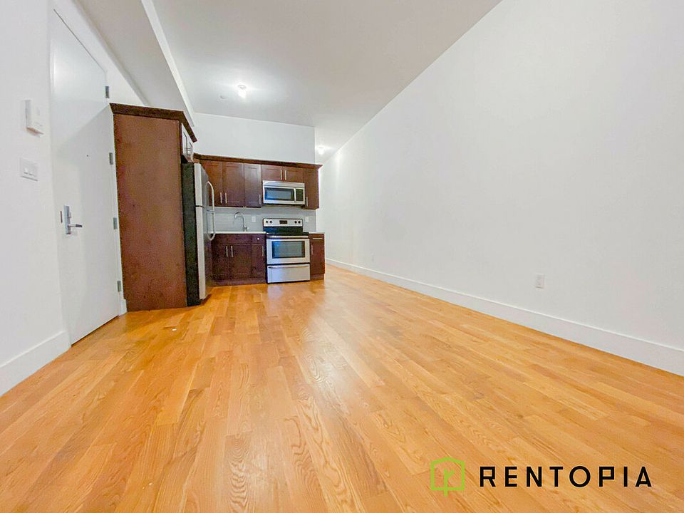 1st image of 36A Meserole St #2A