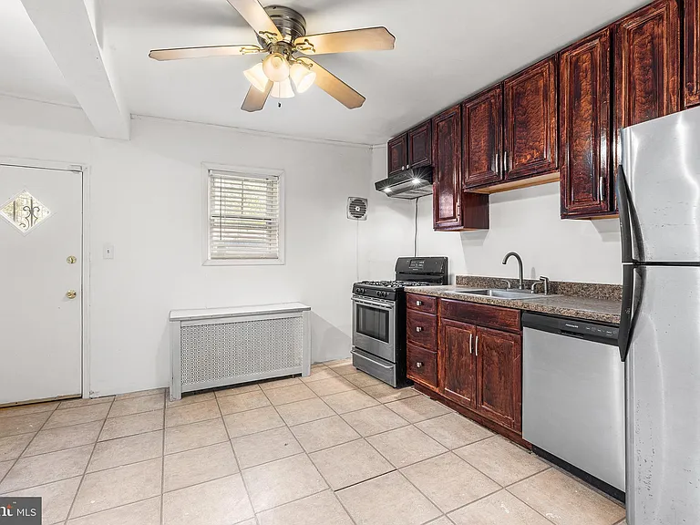 345 W Mount Pleasant Ave — Photo 9