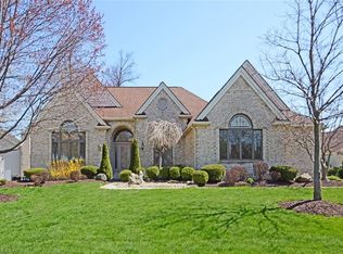 209 Sleepy Hollow Dr, Amherst, OH 44001