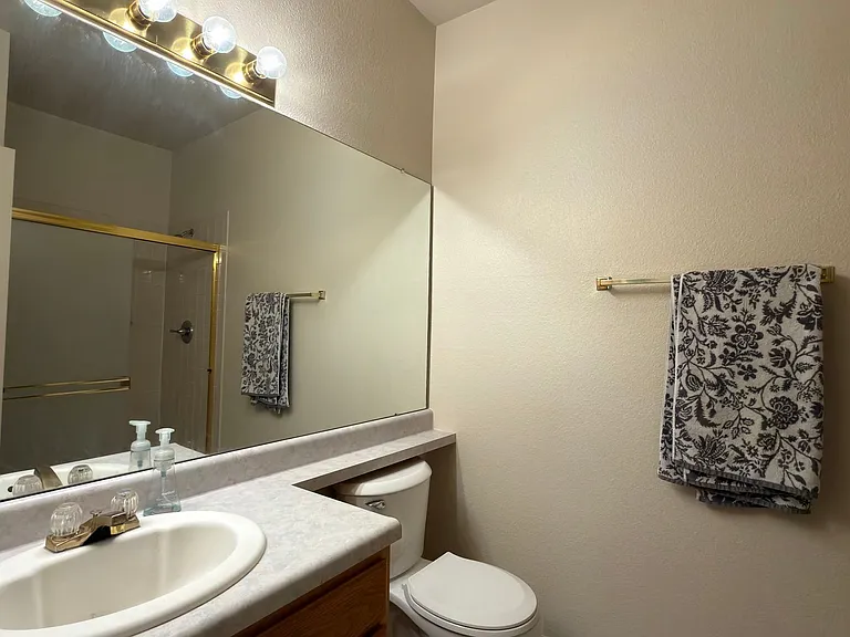 4545 Wheaton Dr #C230 — Photo 14