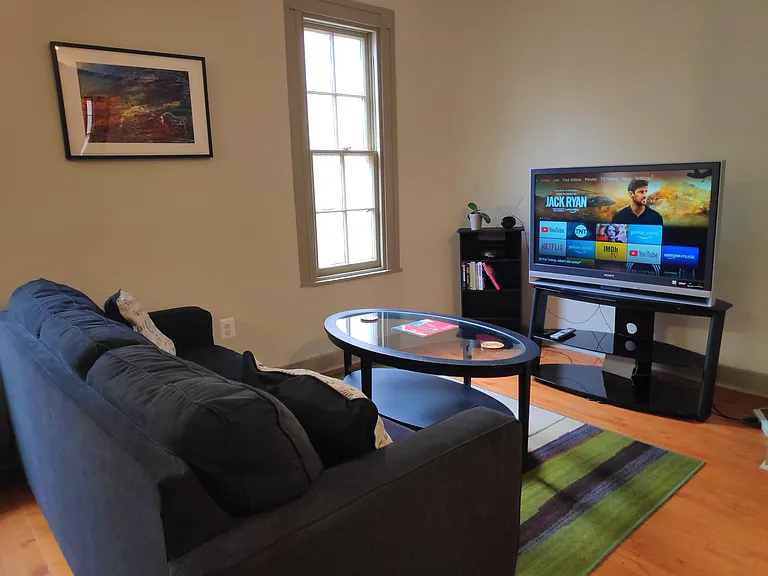 513 Park Ave #202 — Photo 3