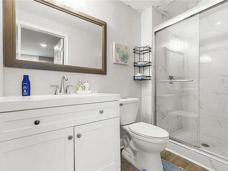 9800 Foxworth Dr — Photo 34