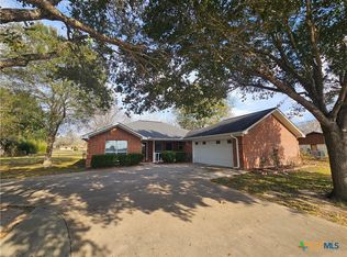 1106 Berkman Dr, Victoria, TX 77904