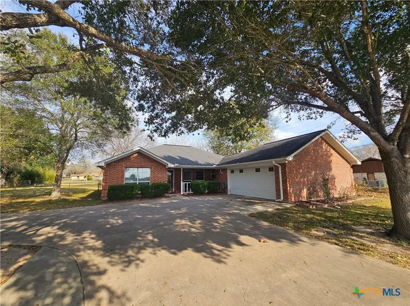 1106 Berkman Dr, Victoria, TX 77904