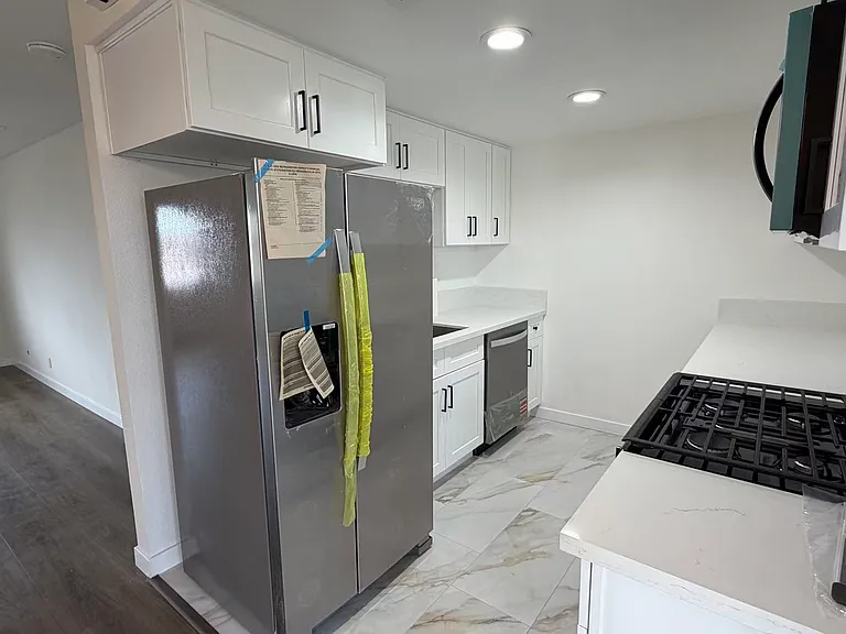 339 Sefton Ave #F — Photo 8