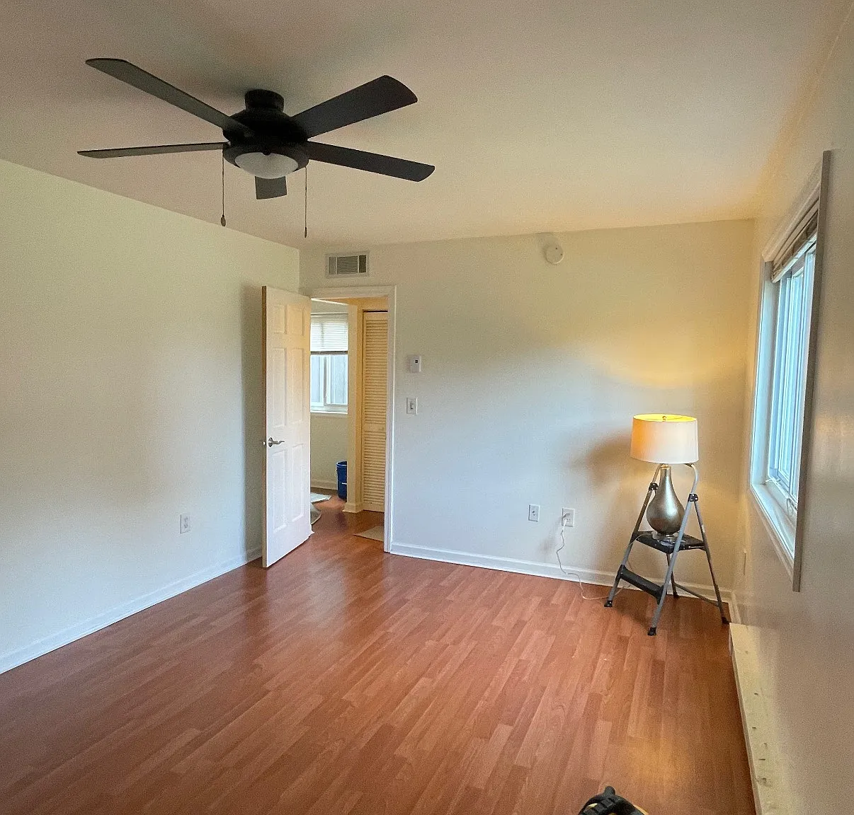 1 bed, 800 sqft, $1,800 — Photo 3