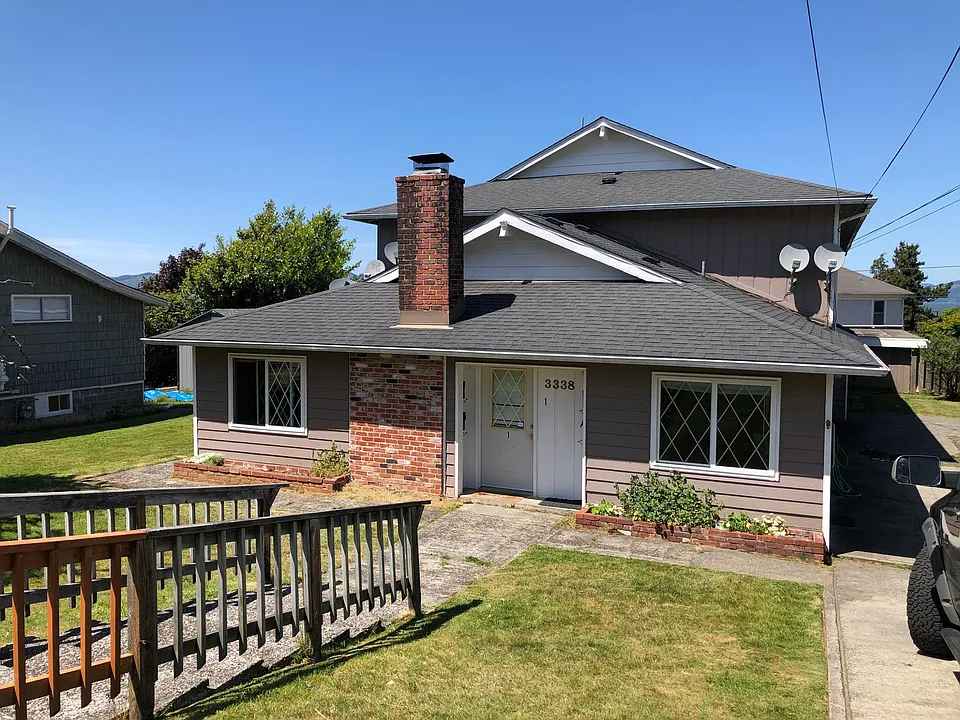 3338 Franklin Ave #1