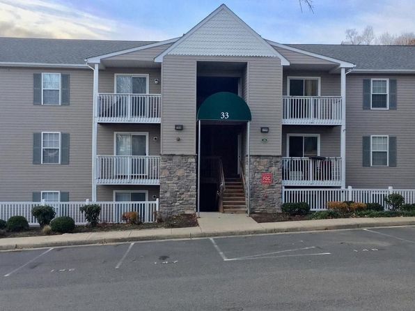 33 Fern Oak Cir APT 103