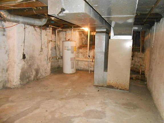 5th image of 465 N Monroe Ave