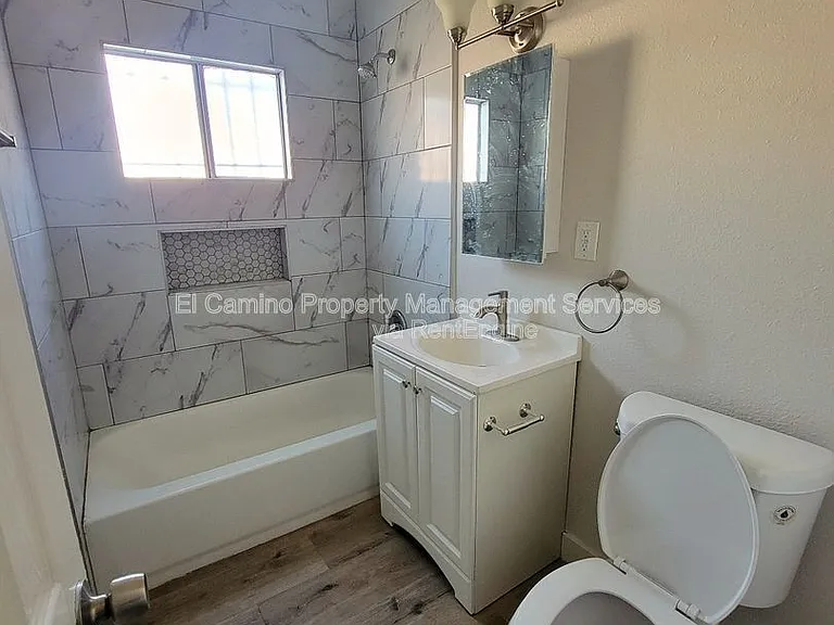 7722 Walker Ave #B — Photo 13