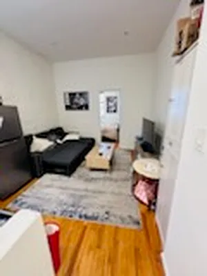 Rented by Point NYC | media 23