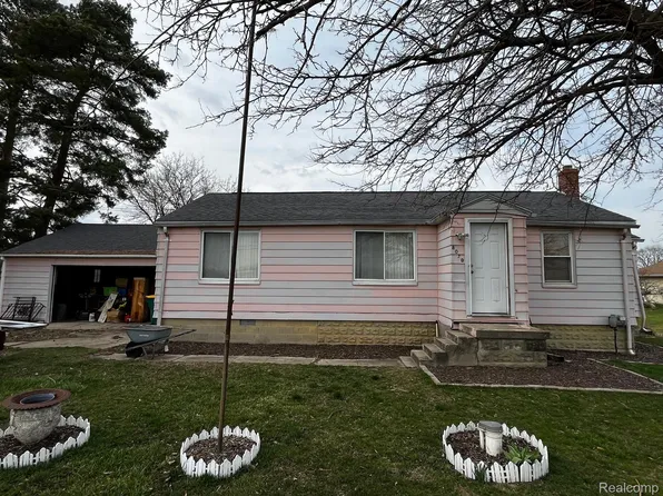 8070 Grand Blanc Rd, Swartz Creek, MI 48473