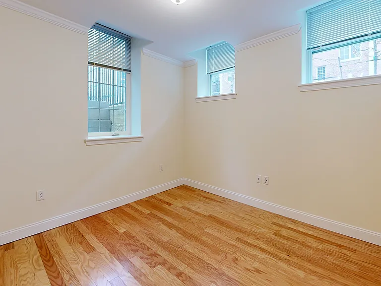 18 Chauncy St #16A — Photo 8