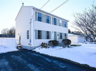 79 Vermont St, Cranston, RI 02920