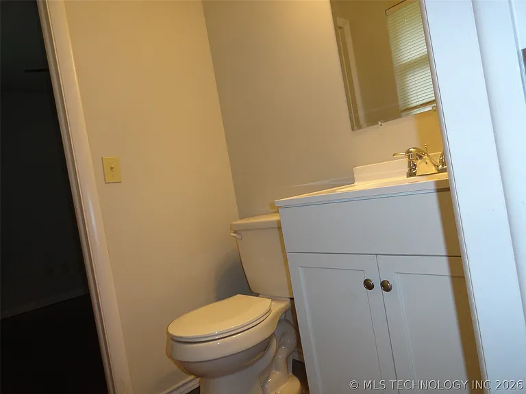 2312 W 44th St — Photo 13