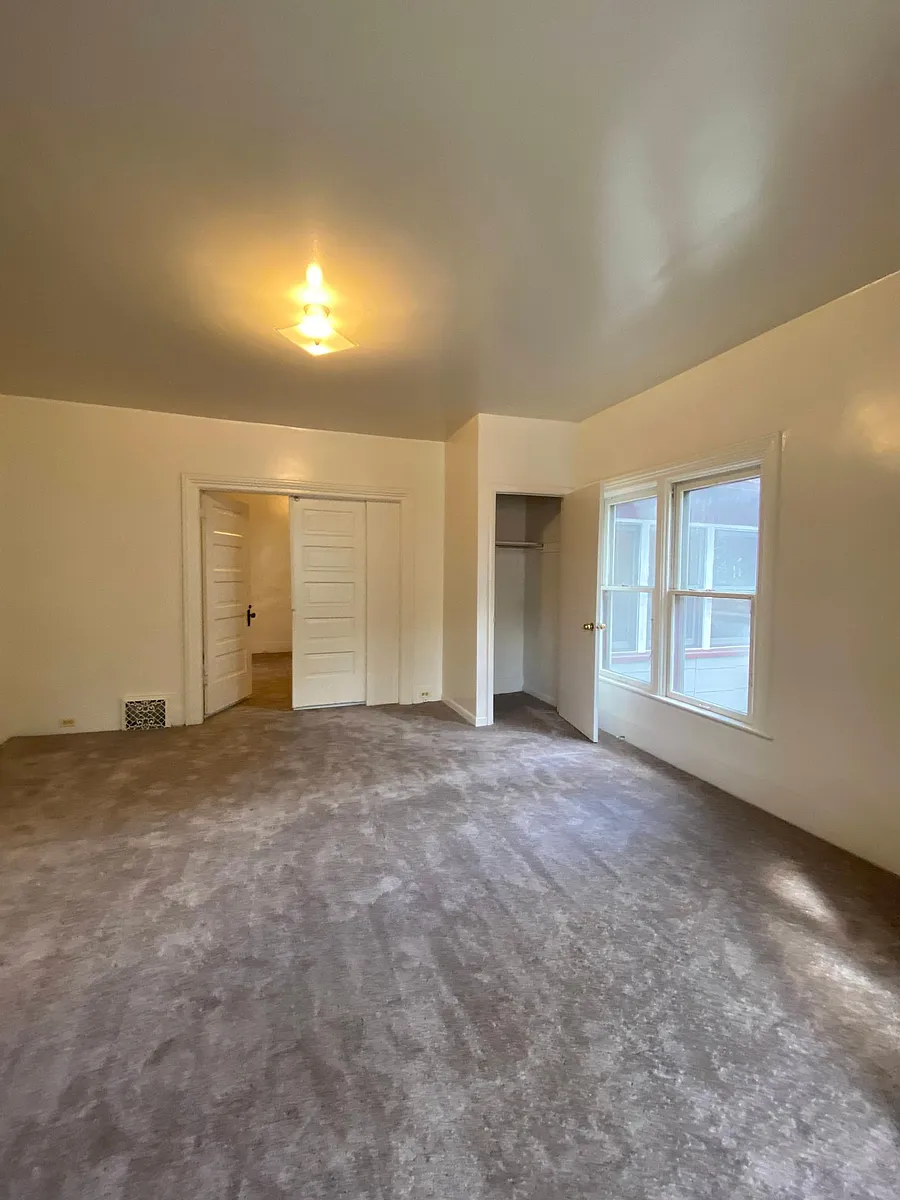 Building Photo - 314 N Adams St #1