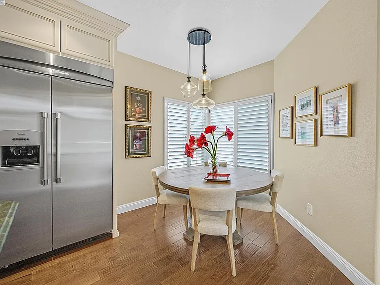 2571 Cherry Hills Dr — Photo 11