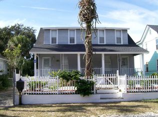 402 N Peninsula Ave, New Smyrna Beach, FL 32169