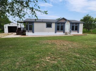 5503 County Road 117, Floresville, TX 78114