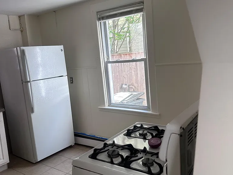 256 High St #256 — Photo 16