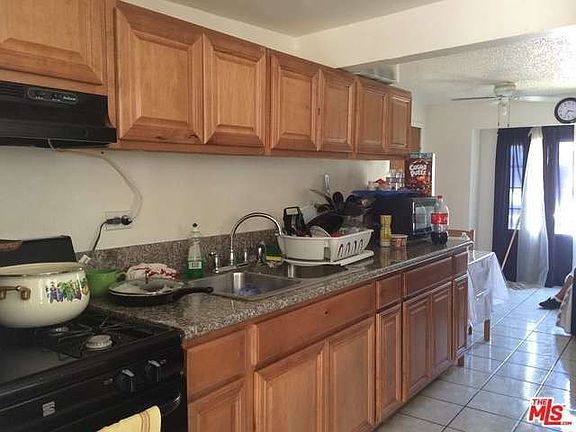 4th image of 408 Loreto St