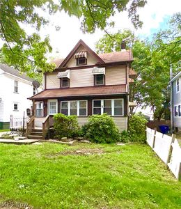 2176 Stone St, Cuyahoga Falls, OH, 44221