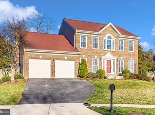 2401 Belle Haven Meadows Ct, Alexandria, VA 22306