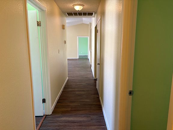3rd image of 6417 Pearcrest Rd N
