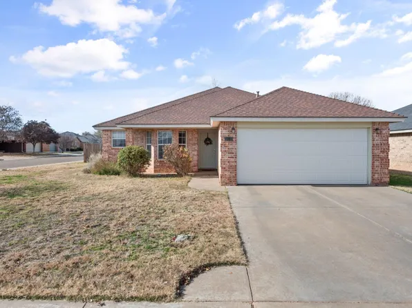 416 Pontiac Ave, Lubbock, TX 79416