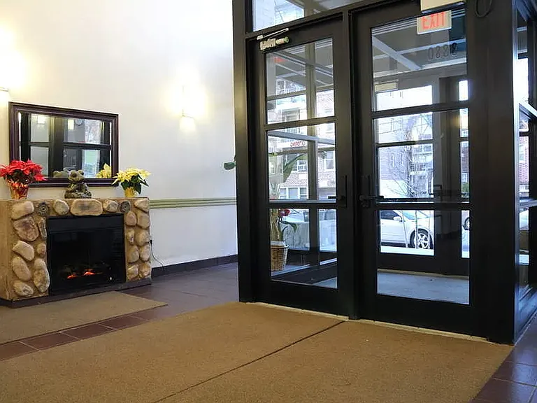 3880 Orloff Ave #2B — Photo 8