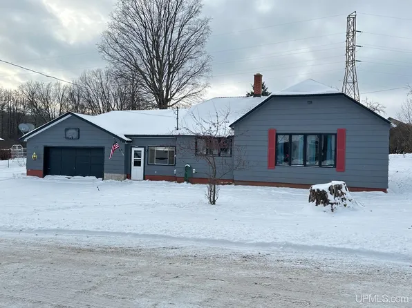 106 Bates St, Crystal Falls, MI 49920