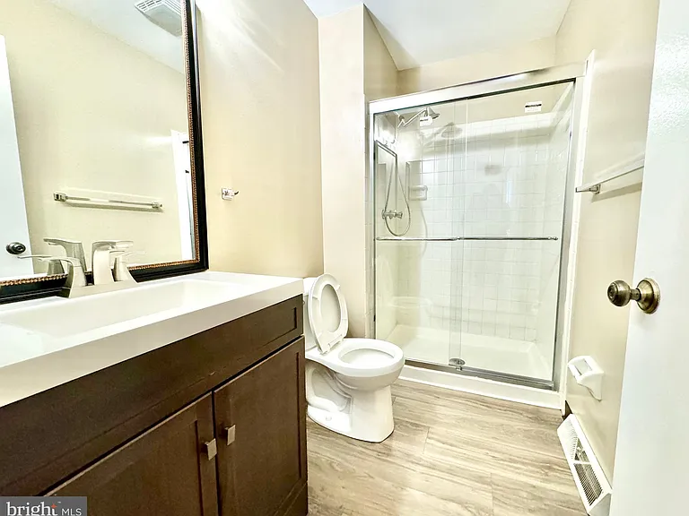 7 Lamplighter Ln — Photo 16