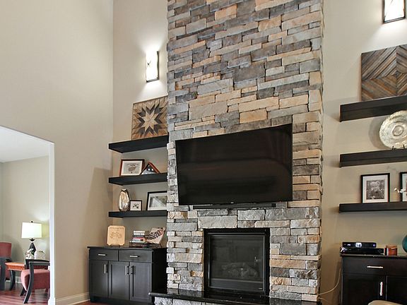 5th image of 731 Grove Way Unit B