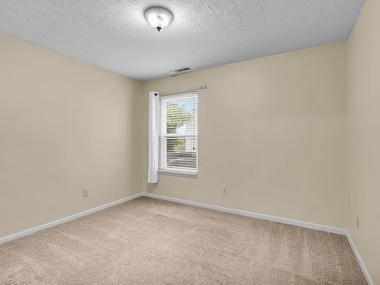 6748 Wimbledon Dr — Photo 18