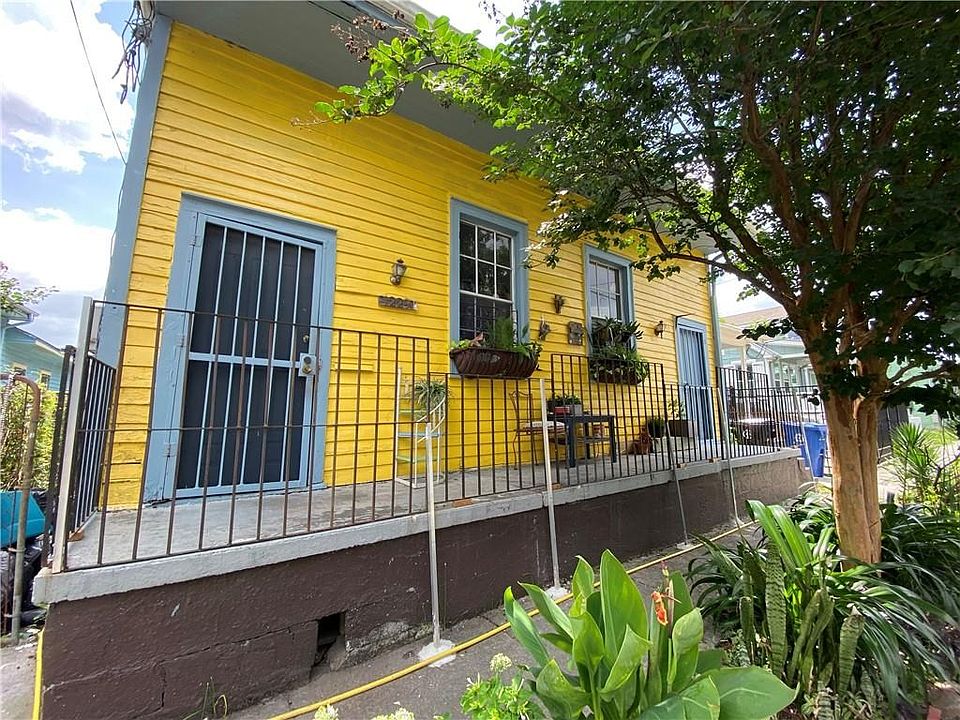 1st image of 1227 Touro St