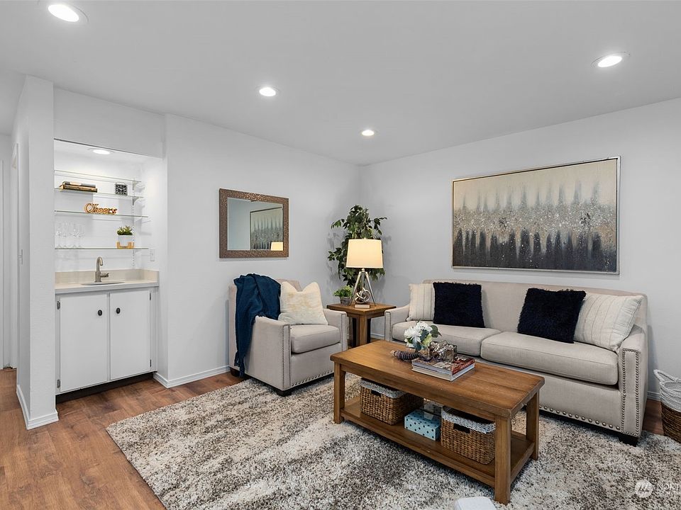 Islandia Condominiums 5630 200th St SW Lynnwood WA Zillow