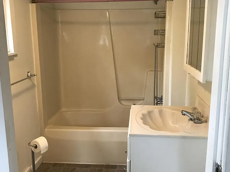 520 Bluff St — Photo 10
