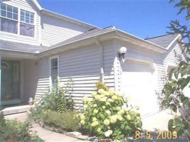 1st image of 1611 Pheasant Ct Unit 3C