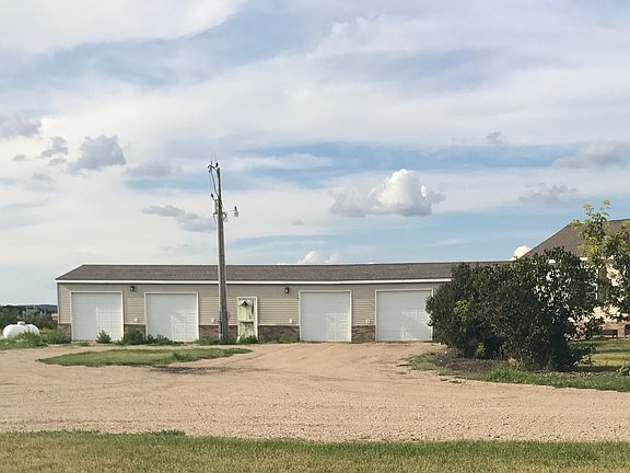 4 Stall Garage 