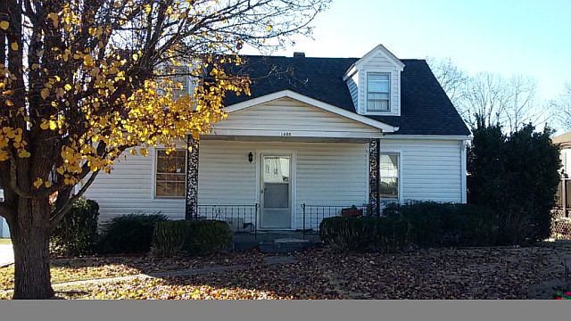 1st image of 1608 Rivermont Hts