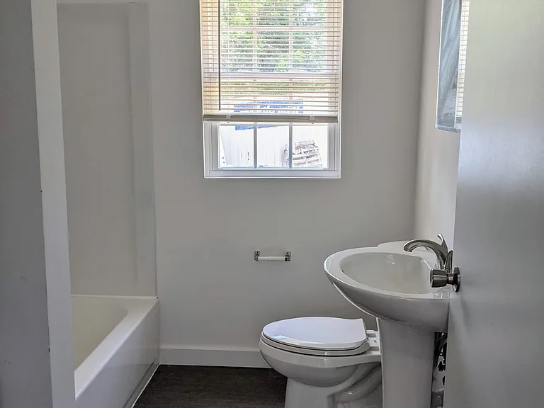 113 Wayne Pl SE #G1 — Photo 5