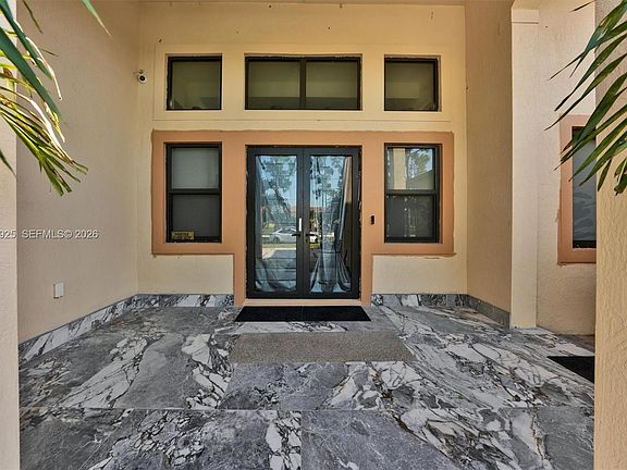 4th image of 13085 N 78th Pl N
