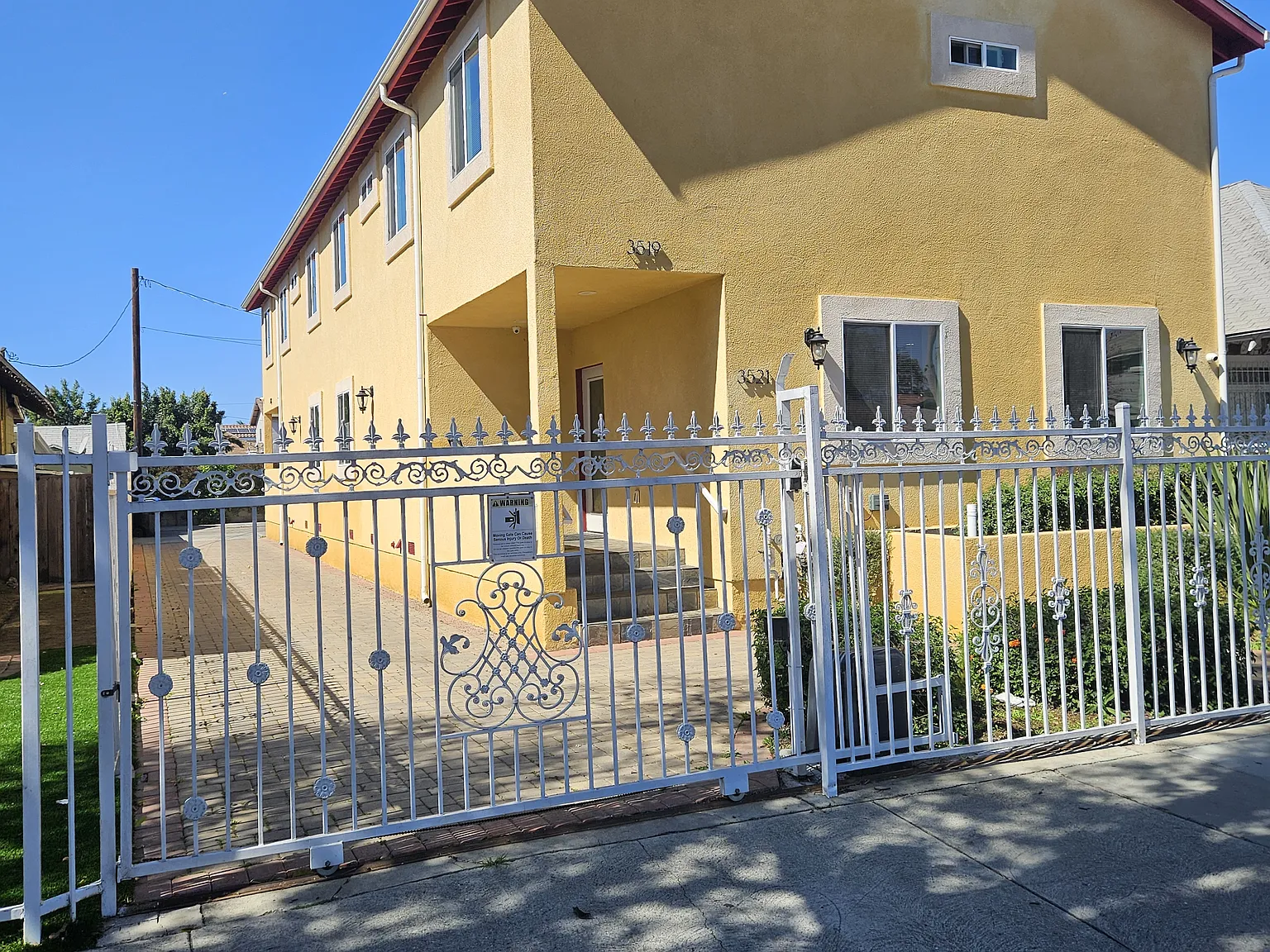 5 bed, 1750 sqft, $1,300 — Photo 1
