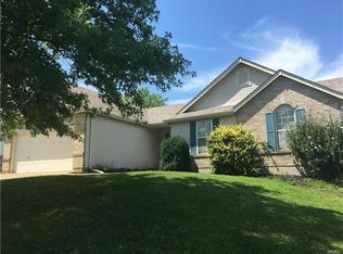 1607 Irish Sea, High Ridge, MO 63049
