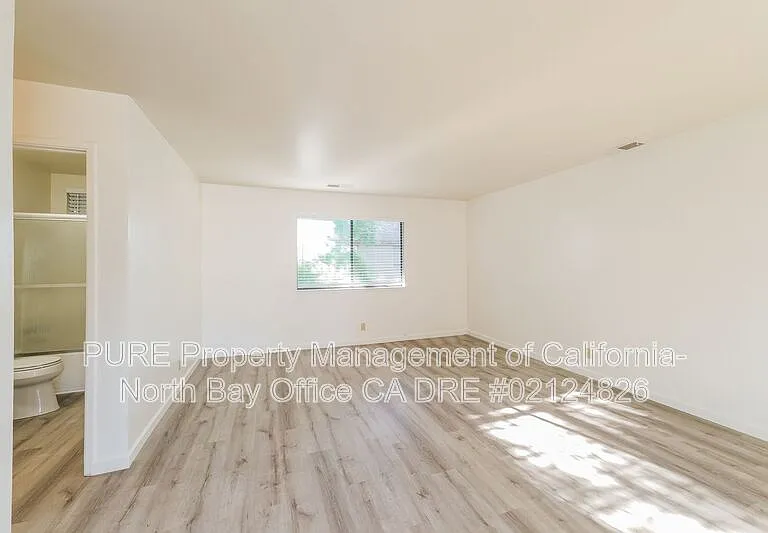 7909 Swartz Ave #B — Photo 5