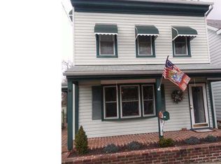 265 Chestnut St, Spring City, PA 19475