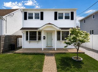 644 South 8th Street, West Babylon, NY 11757